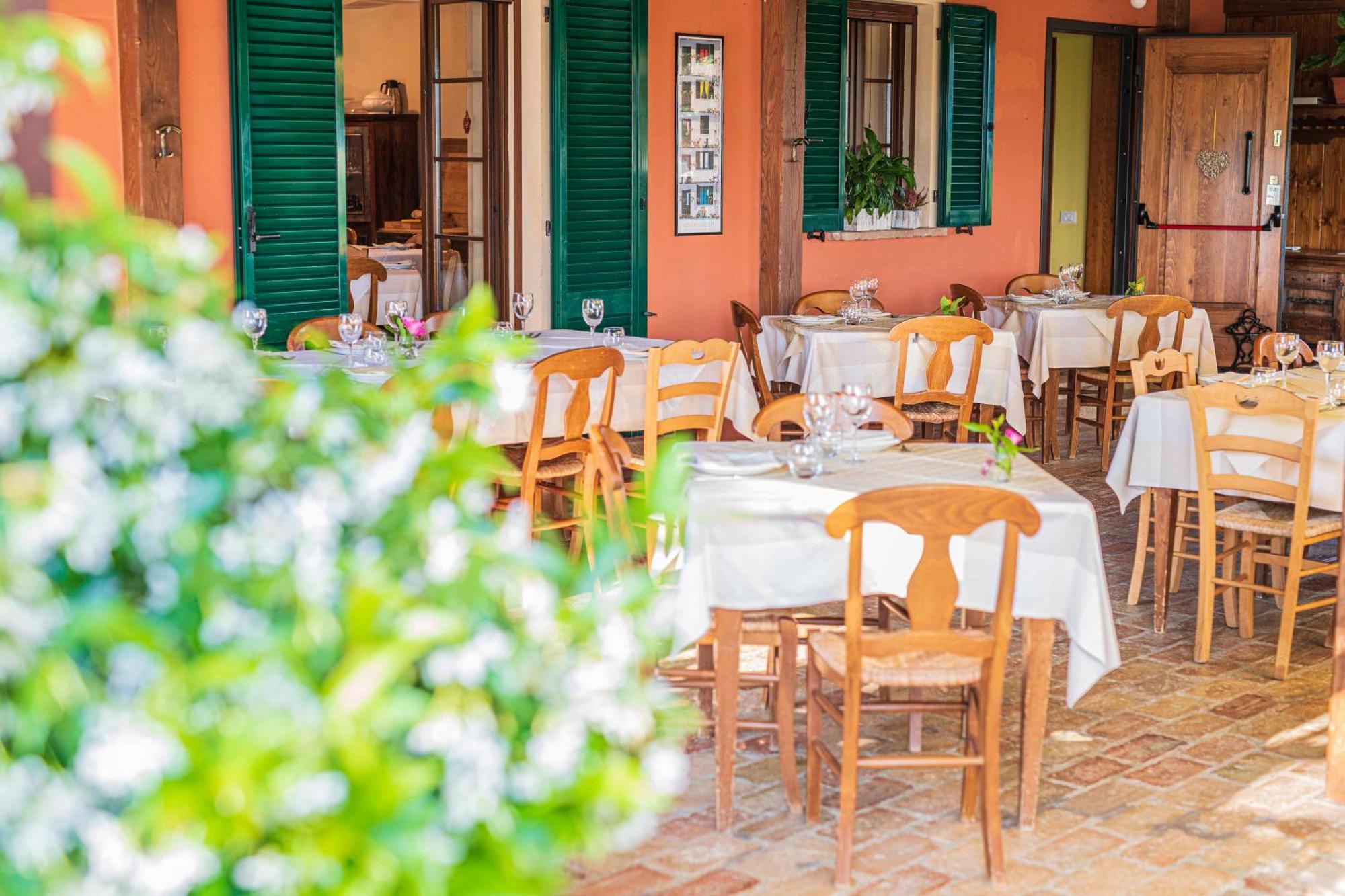 Agri Divin Amore San Costanzo Exterior foto